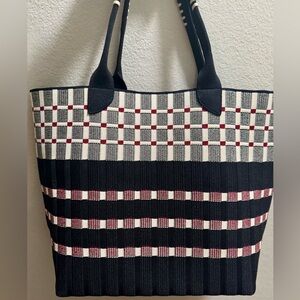 Rothy’s Lightweight Tote in Newspaper